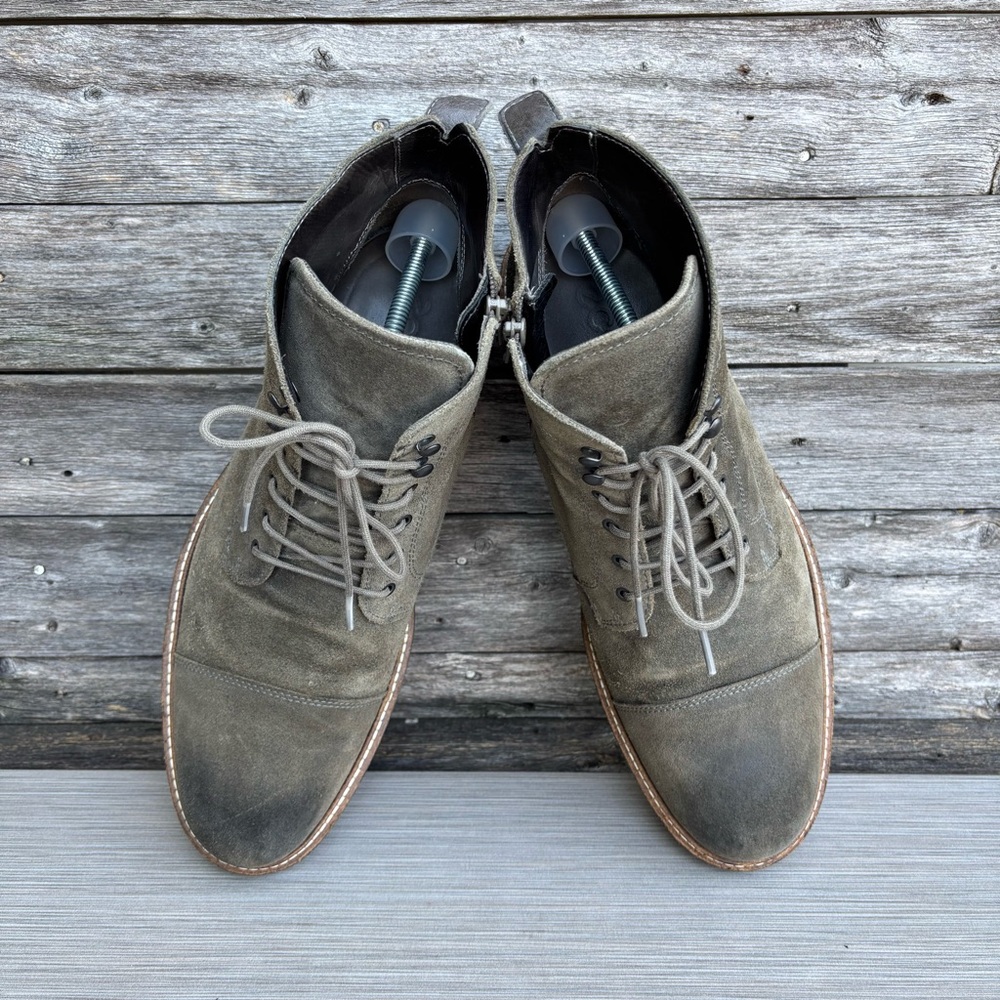 ECCO Kenton Classic Boots - Picture 5 of 8
